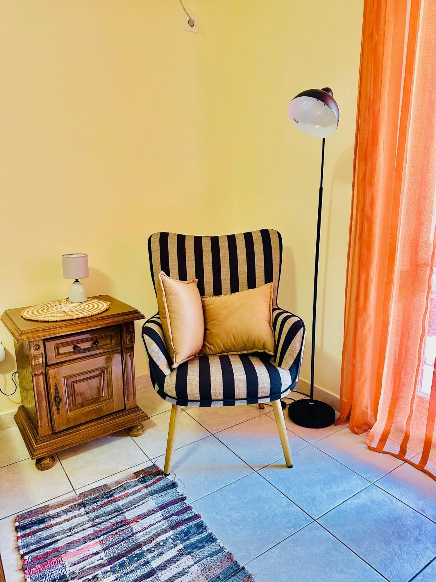 Apartment Dionis *