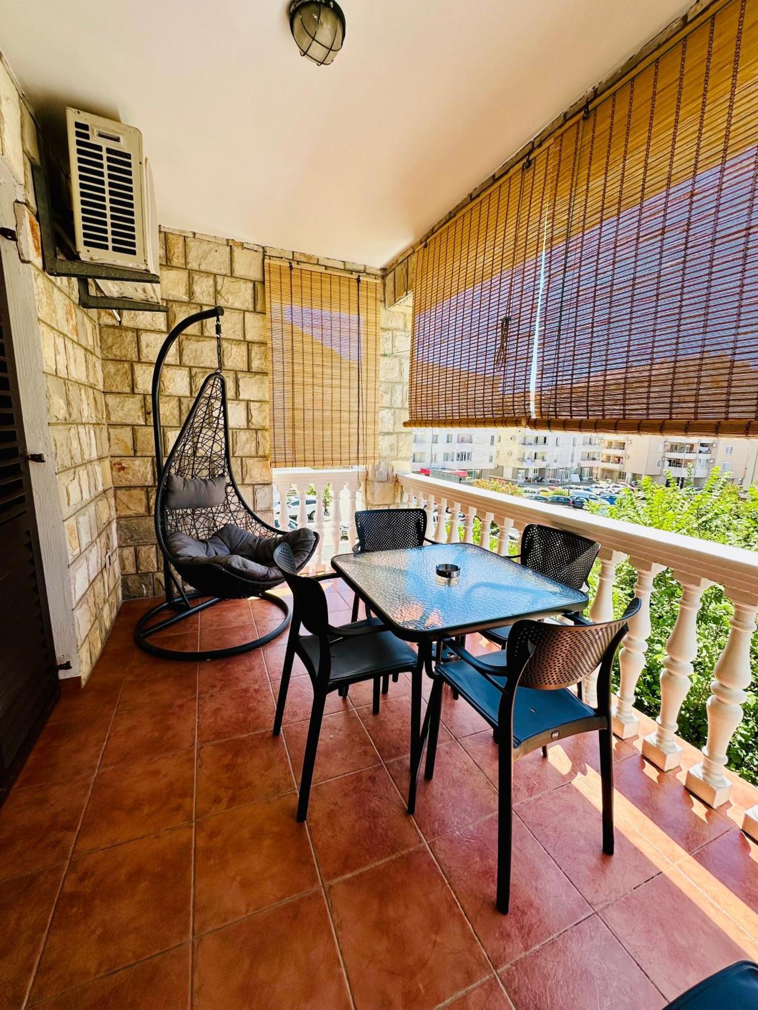 Apartment Dionis *
