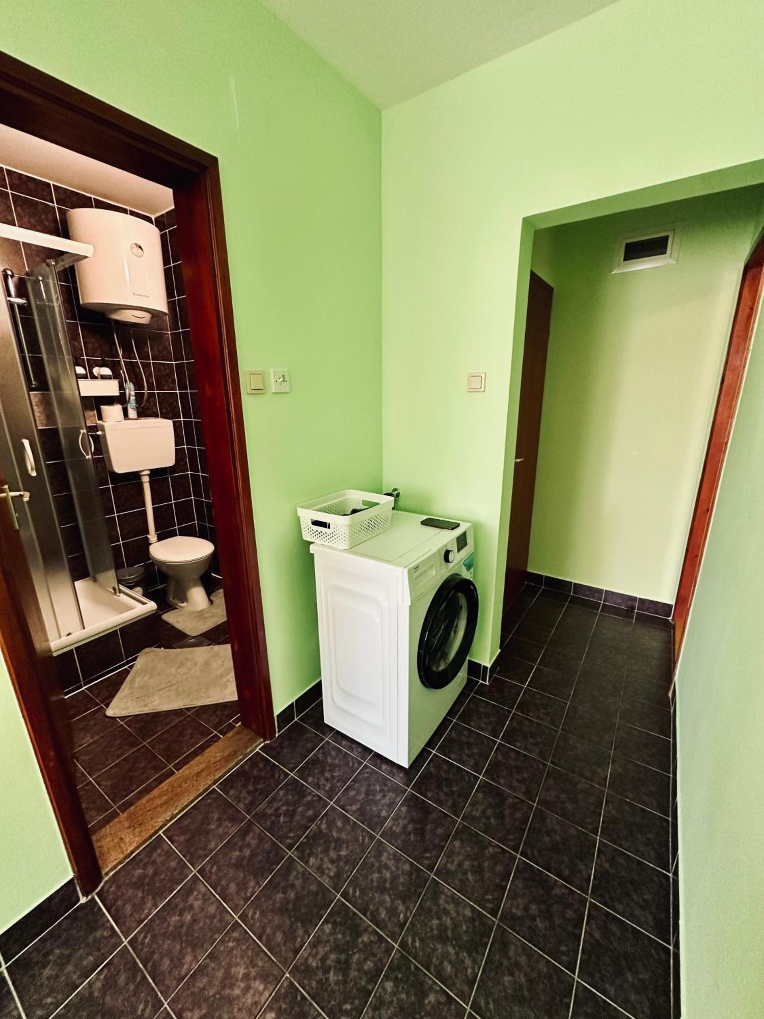 Dionis Apartment *