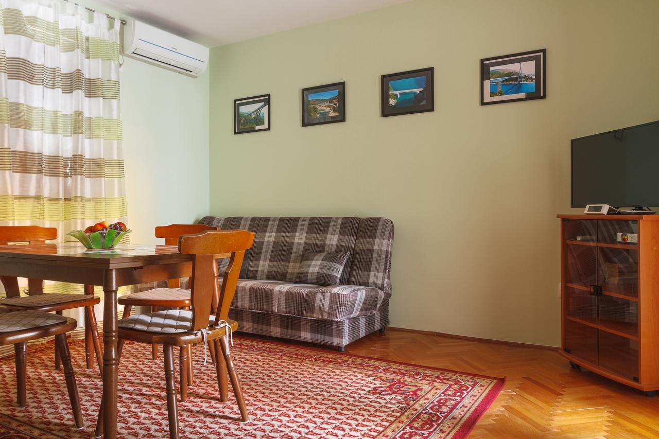 Dionis Apartment Budva
