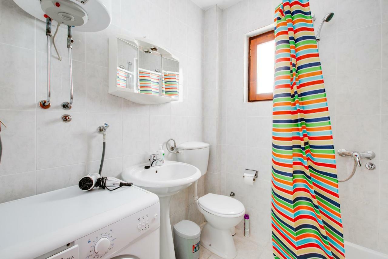 Apartment Dionis *